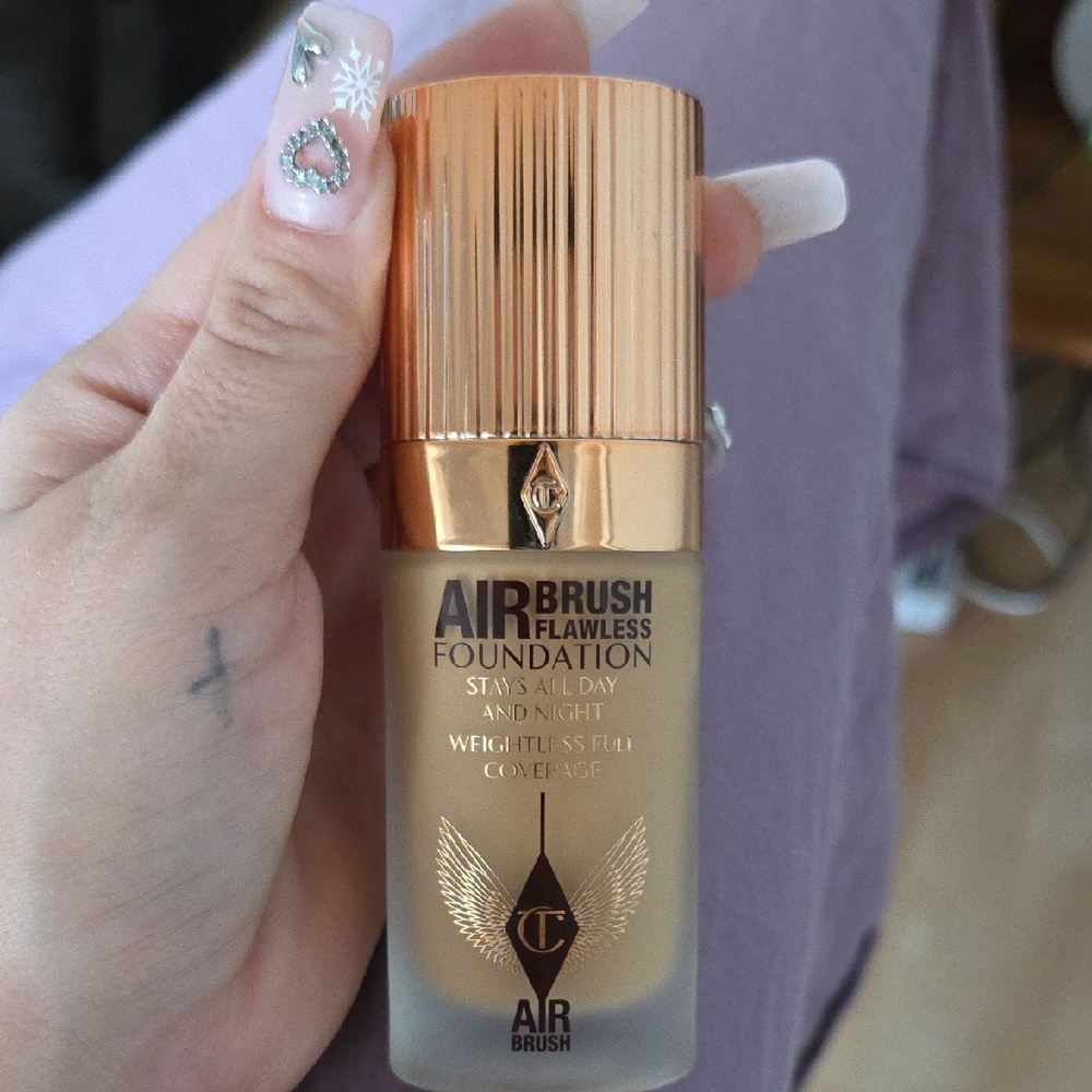 Charlotte Tilbury Airbrush Flawless Foundation 7 Warm Chaud
